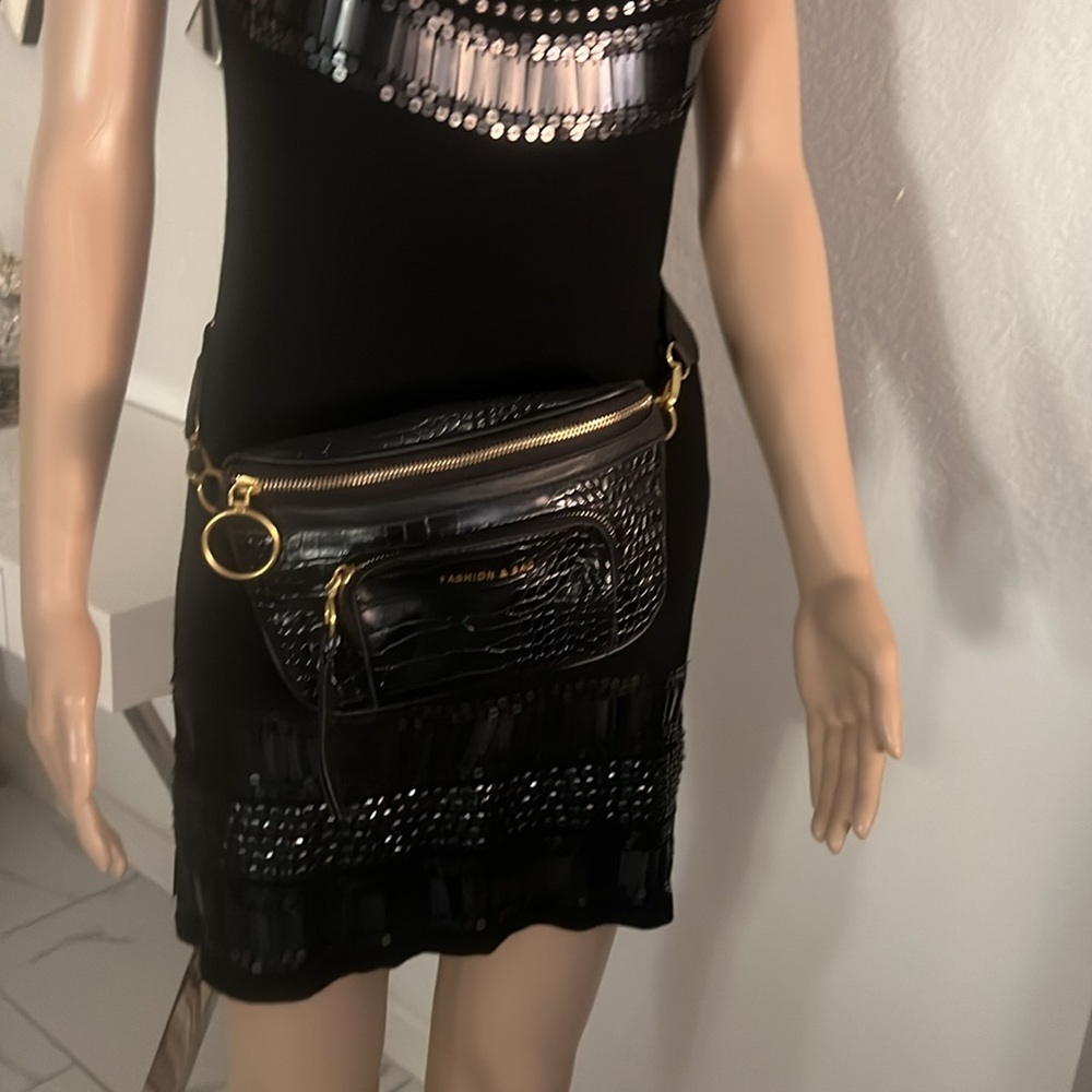(Fashion & Bag) unisex crossbody bag/ belt bag/ purse - Picture 1 of 17